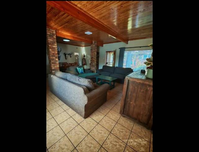 3 BEDROOM HOUSE FOR SALE IN MOREGLOED